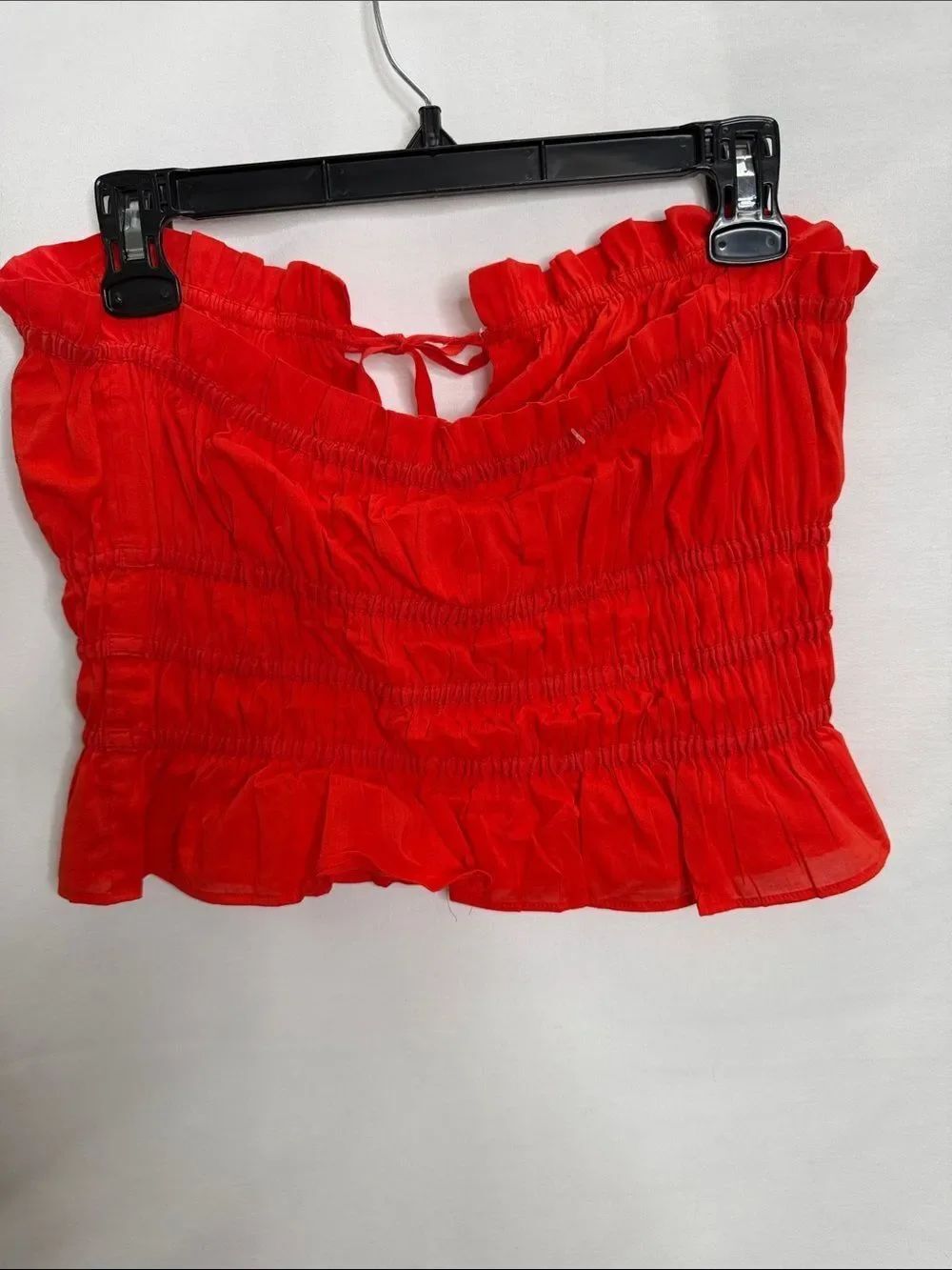 H&M Red Smocked Strapless Tie-Front Crop Top - Picture 3 of 3